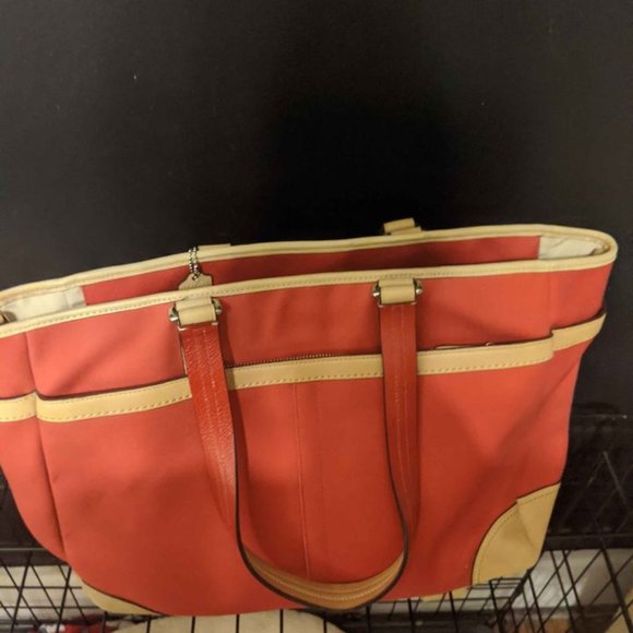 Coach Voyager Diaper Bag/ Travel bag - Picture 5 of 6